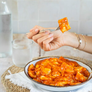 RAVIOLI AUX LEGUMES BIO SAUCE TOSCANE 680G - PROSAIN – Image 2