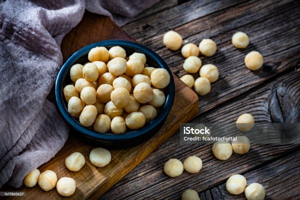 NOIX DE MACADAMIA AB & COMMERCE EQUITABLE - BASE ORGANIC FOOD
