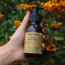 DENTIFRICE BLANCHEUR EN PATE CITRON CHARBON AVEC FLUOR COSMOS ORGANIC 120G - COM – Image 2