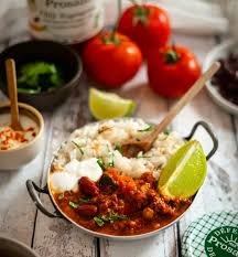 CHILI VEGETARIEN BIO AUX HARICOTS ROUGES, SOJA & PETITS LEGUMES 365G - PROSAIN – Image 2