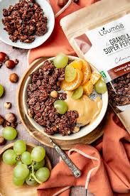 GRANOLA CHOCOLALA BIO - CHOCOLAT NOIR, NOISETTE & FEVE DE TONKA