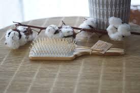BROSSE A CHEVEUX DEMELANTE PLATE EN BAMBOU - CAP BAMBOU – Image 3
