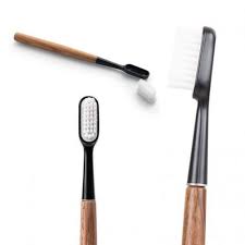 BROSSE A DENTS RECHARGEABLE SOUPLE EN BOIS DE NOYER - CALIQUO – Image 3