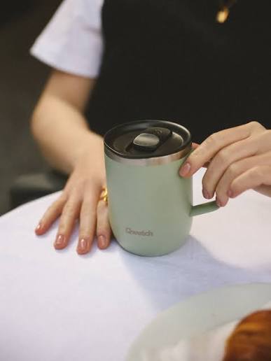 MUG TISANIERE ISOTHERME INOX MATT VERT TILLEUL 470ml - QWETCH – Image 3